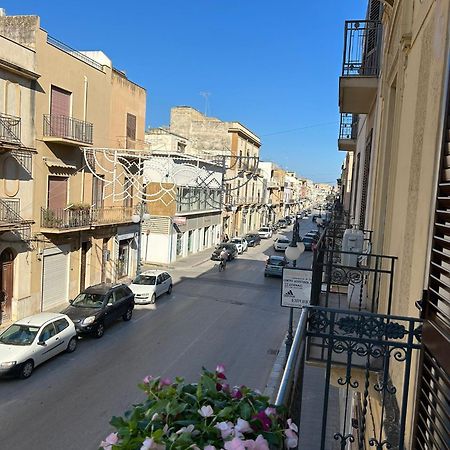 Bon Bon Apartment Mazara del Vallo Exterior photo