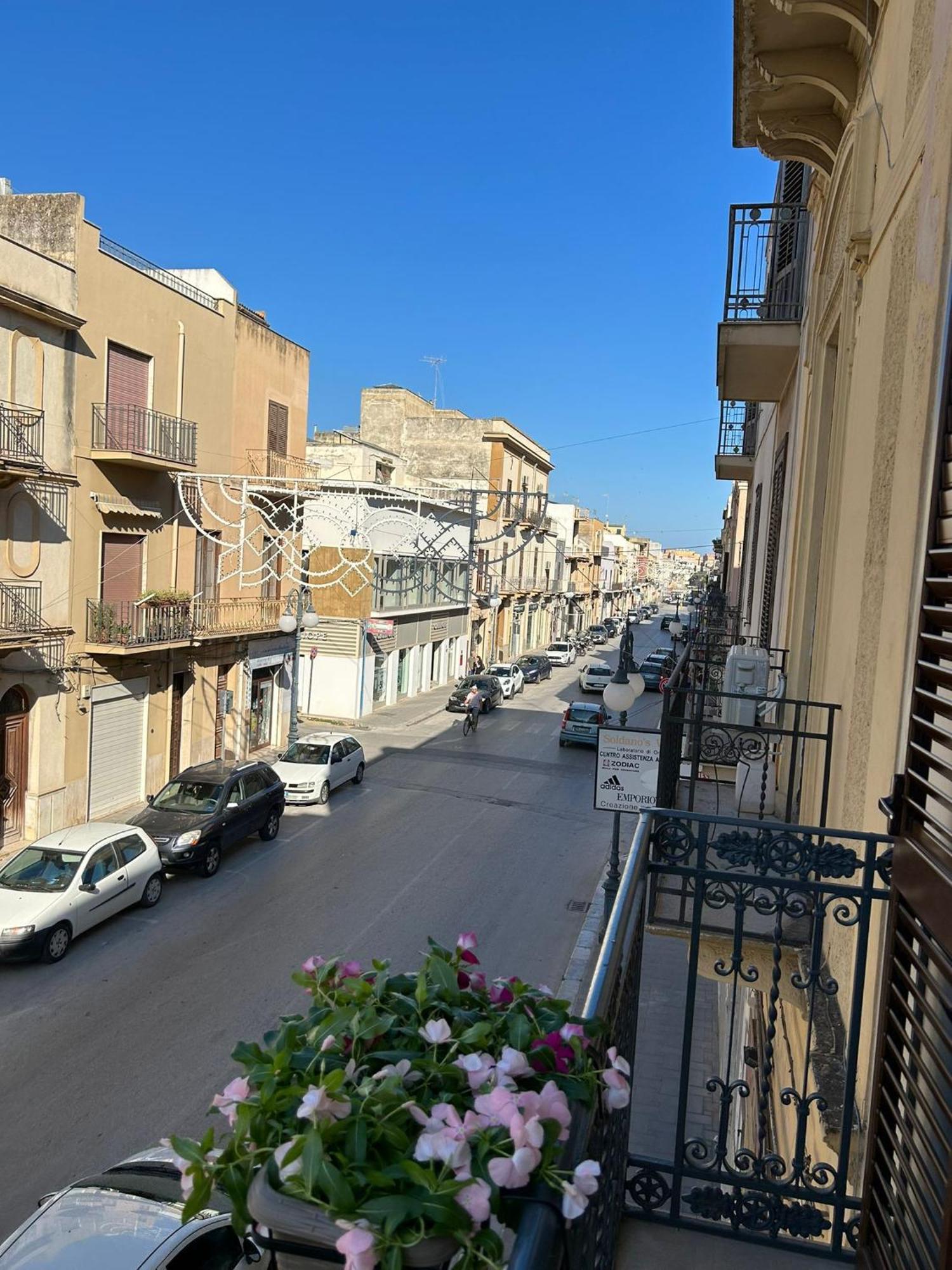 Bon Bon Apartment Mazara del Vallo Exterior photo